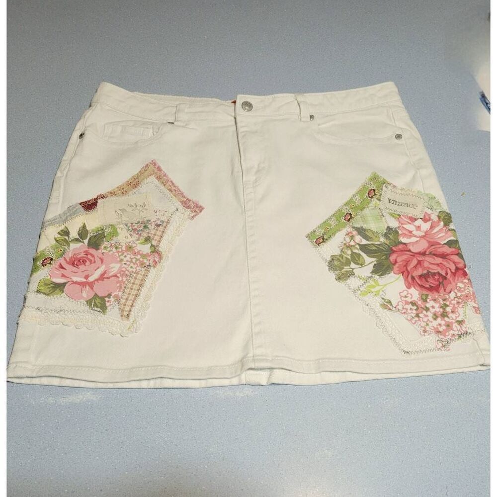 Cottage Core reworked upcycled repurposed patchwork denim jean skirt size 14